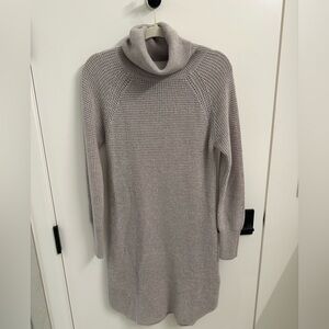 Aritzia Wilfred Free Bianca Dress